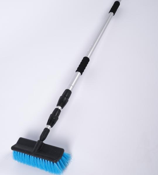 Perche télescopique pour nettoyage la facade